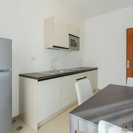 Fifty-one By Apulia 게스트하우스 바리